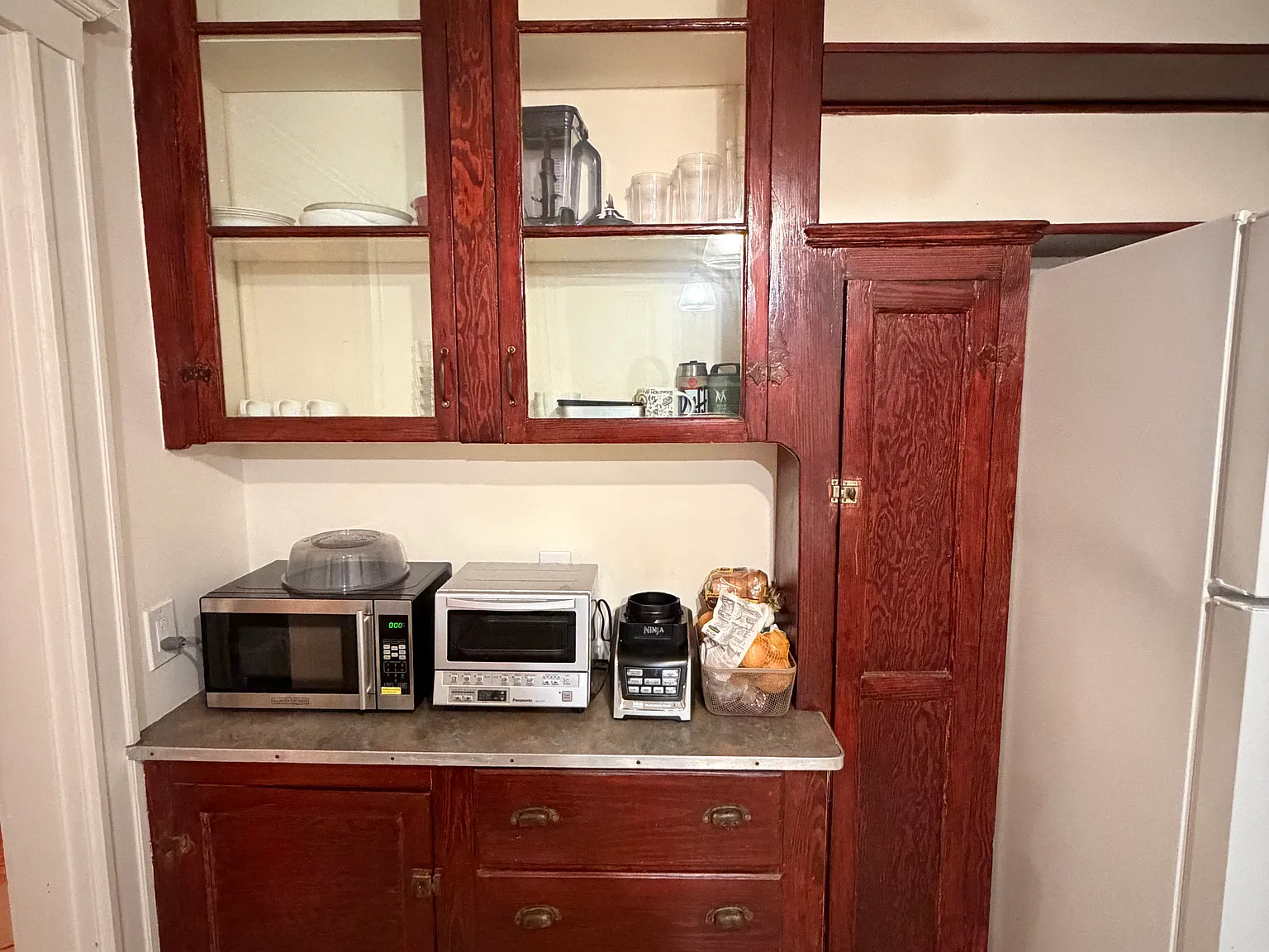 3 bed, 907 sqft, $1,800 — Photo 3