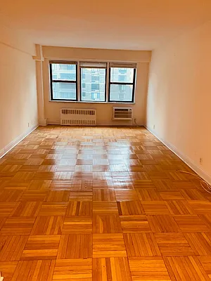 Rented by JMG Properties | media 25