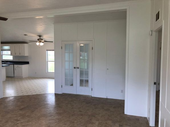 160 Blessing Ln