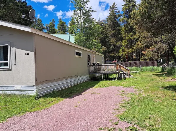 821 4th Ave, East Glacier Park, MT 59434