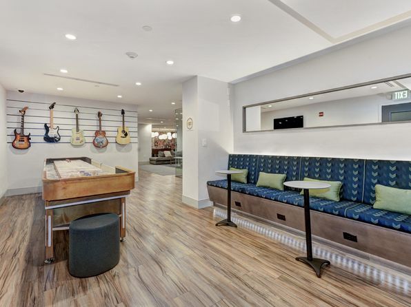 2 12th St #PENTHOUSE 15