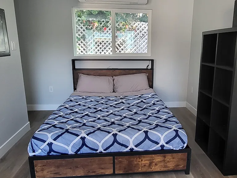 2050 Lomita Park Pl #A — Photo 10