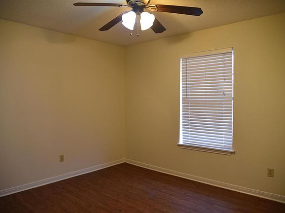 2nd image of 1512 Northwood Blvd APT 3