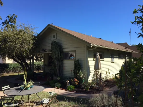 136 E Yanonali St, Santa Barbara, CA 93101