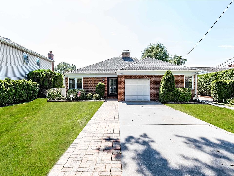 1st image of 6 Stratford Ave