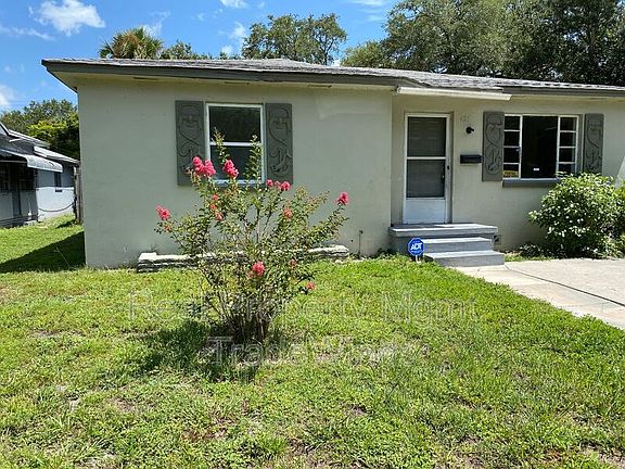 3rd image of 625 16th Ave S