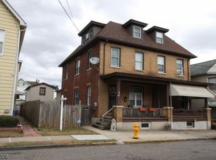 43 Lewis St, Phillipsburg, NJ 08865