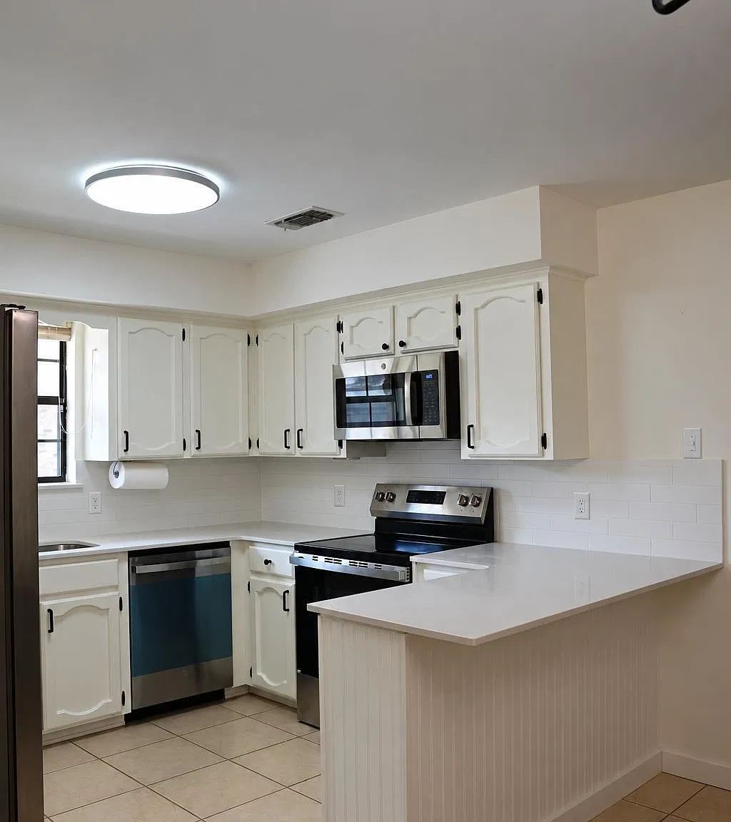 4 bed, 1604 sqft, $2,200 — Photo 1