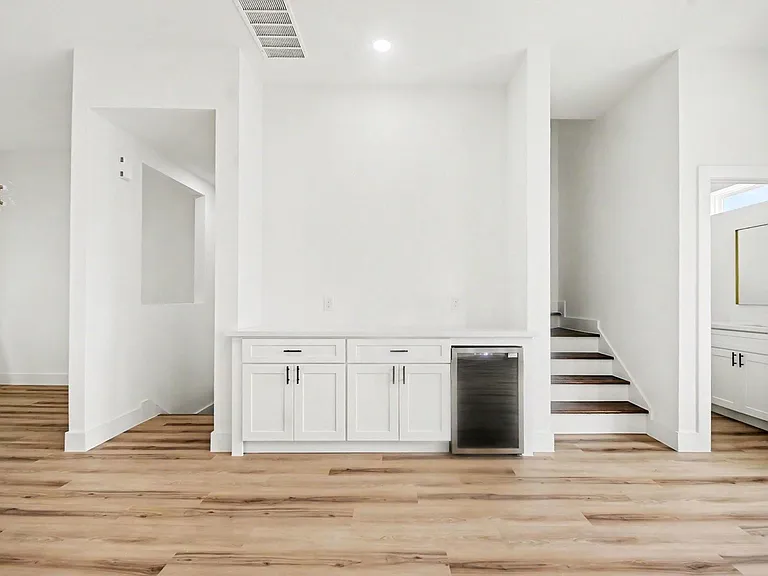 123 Milby St — Photo 6