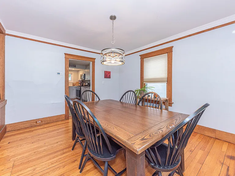1123 W Huron St — Photo 21