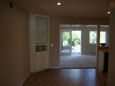4th image of 11823 Elkins Cv