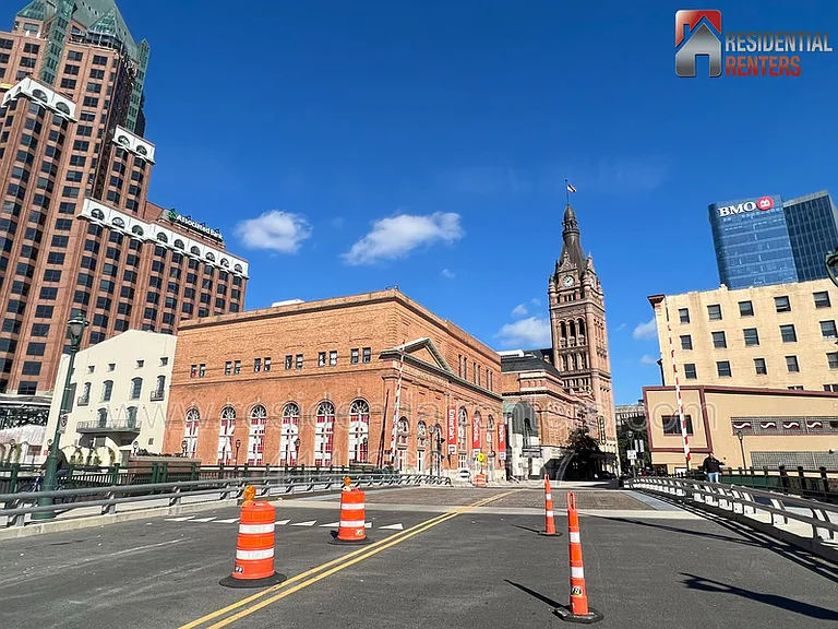 108 W Wells St #2D — Photo 15