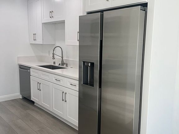 4th image of 6640-6930 Westpark Pl #6920-B