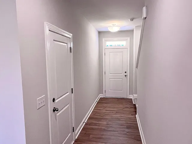 521 Barrington Row Ave — Photo 3