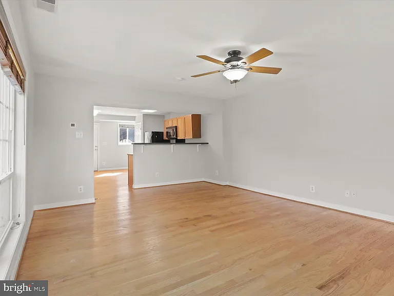 1627 N Van Dorn St — Photo 9