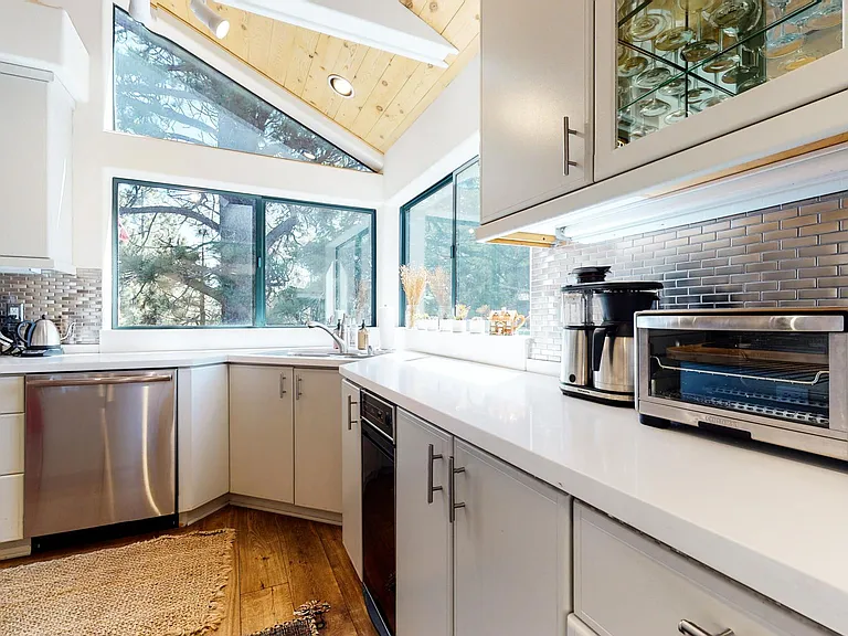 900 Majestic Pines Dr — Photo 23
