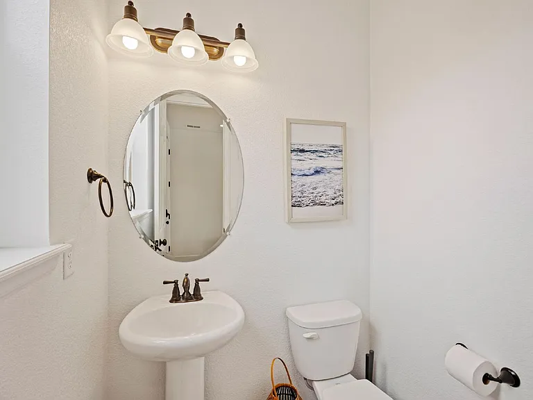 5597 Carmon Dr — Photo 7