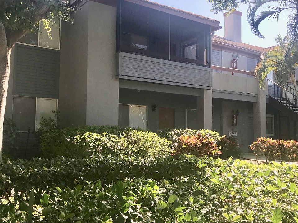 1st image of 10263 Gandy Blvd N APT 106