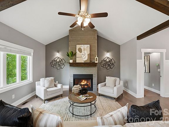 3rd image of 113 Jami Wind Ct