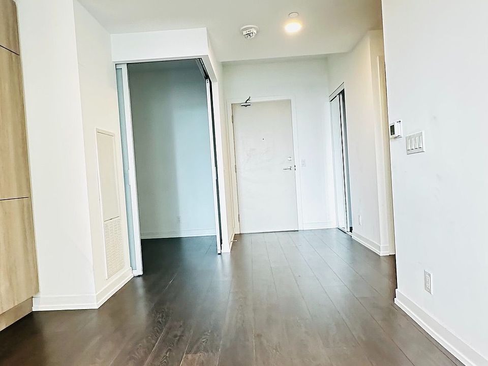 1st image of 2020 Bathurst St #1101