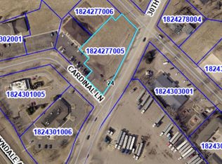 1940 30th St NW, Faribault, MN 55021