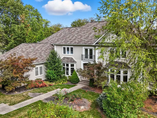 12647 Timber Crest Dr, Carmel, IN 46033