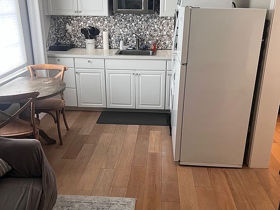 5th image of 399 Scotts Bluff Pl