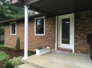 90 Quail Run Rd, Brandenburg, KY 40108