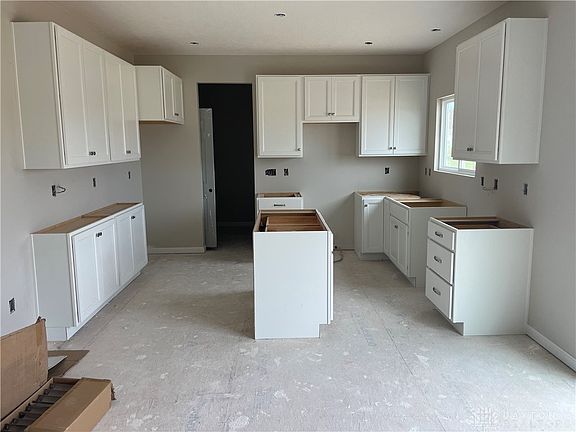2nd image of 3131 Buckthorn Way