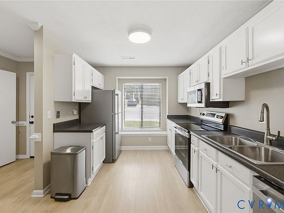 3rd image of 1907 Airy Cir