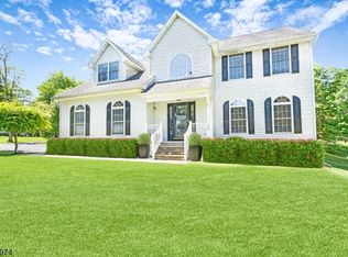122 12th St, Somerset, NJ 08873