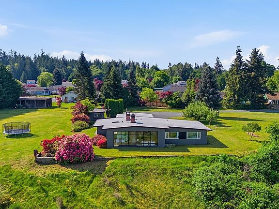 3rd image of 20825 59th Avenue NE