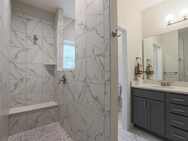 6733 Liberty Cir — Photo 19