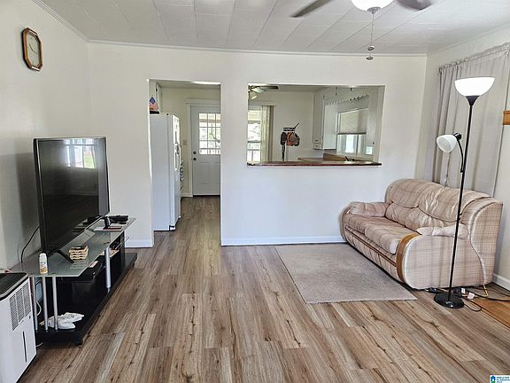 4th image of 559 Georgia Rd