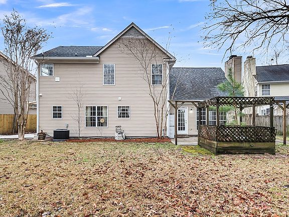 2nd image of 113 Hartley Hall Ct