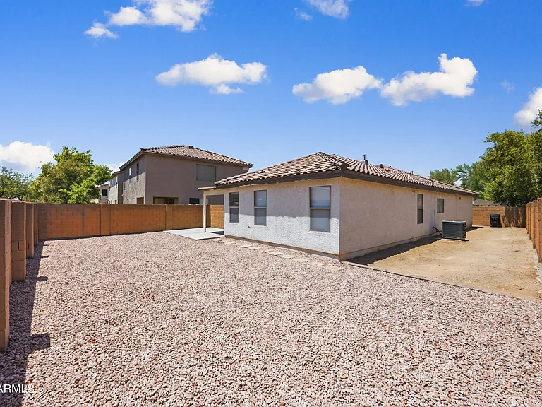 2851 E Cherry Hills Dr — Photo 21