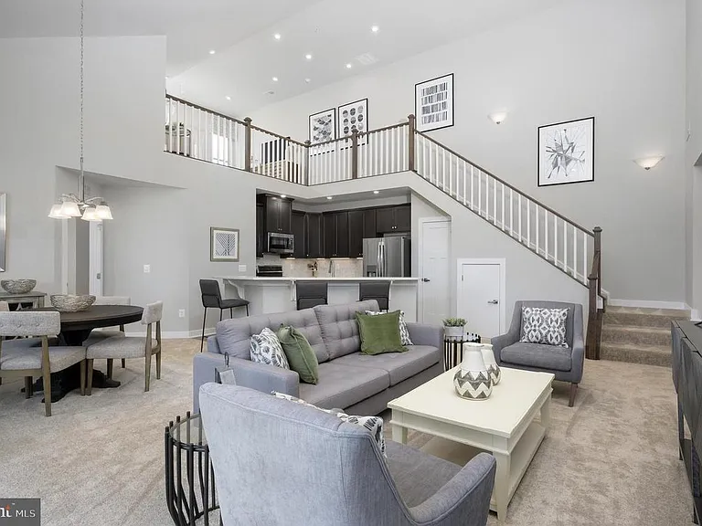 3411 Angelica Way #401 — Photo 1