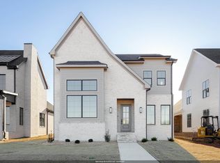 302 Fame Ave, Tuscumbia, AL 35674