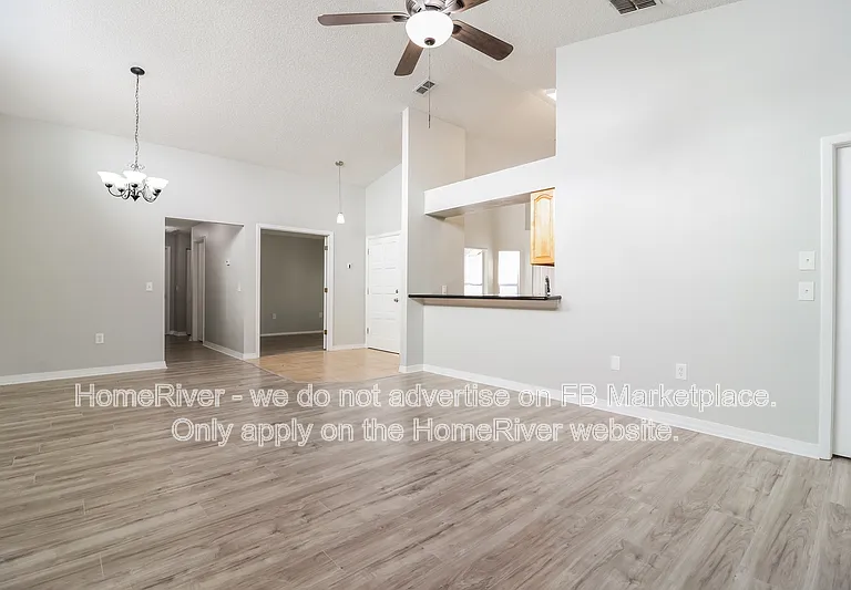 11637 Sunshine Pond Rd — Photo 4