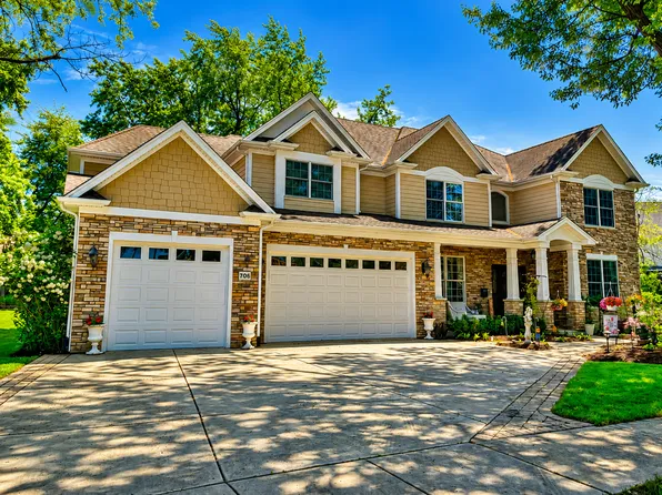 706 Wehrli Dr, Naperville, IL 60540