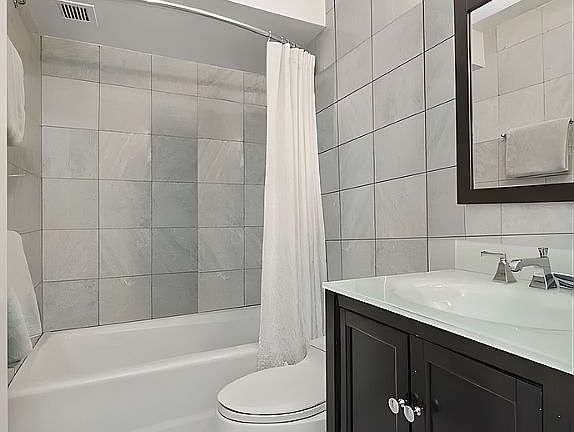 5th image of 106 Central Park S APT 7O