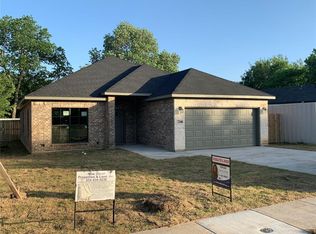 2226 Frank Henderson Jr Dr, Dallas, TX 75216