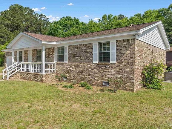2nd image of 3670 Applewood Ln