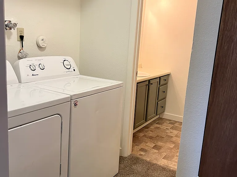 219 14th Ave S #3 — Photo 19