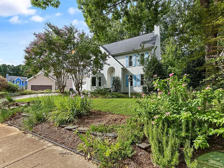 303 Cary Pines Dr — Photo 1