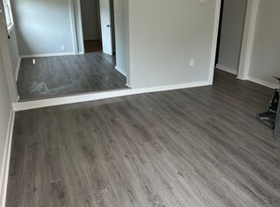 410 Bay View Dr, Edgewater, MD 21037