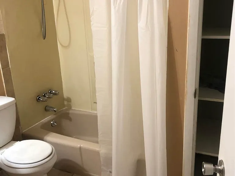 130 Mammoth Rd #24 — Photo 10