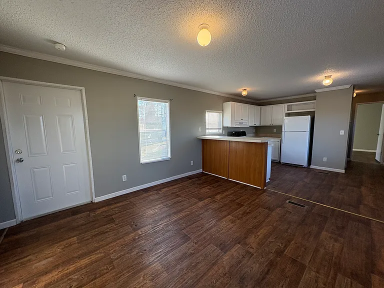 Pine Terrace — Photo 7