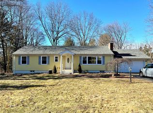 536 Gospel Ln, Orange, CT 06477