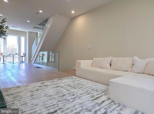1031 S Fairhill St, Philadelphia, PA
